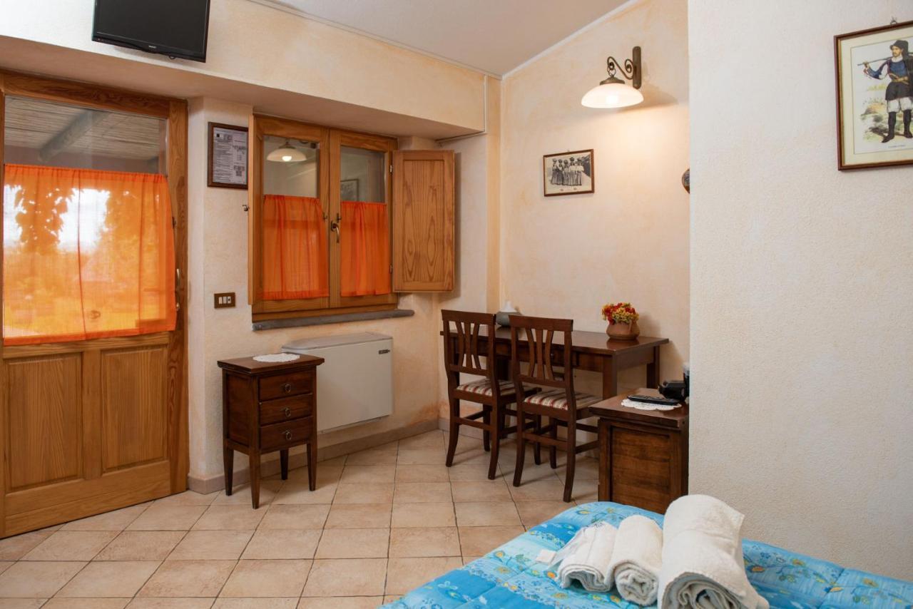 Agriturismo Nuragh'Elighe Sindia Dış mekan fotoğraf